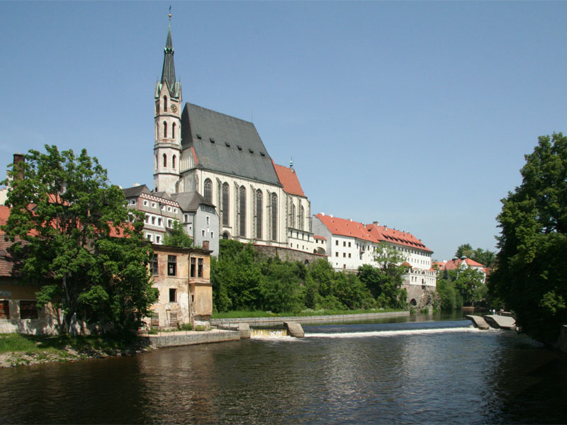The St. Vitus Gothic church dates from the 15th century.
